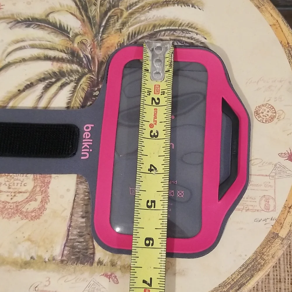 Belkin Slim Fit Armband